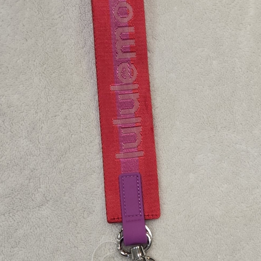 Lululemon NEVER LOST Keychain Red and Purple. NWT... FREE Shipping!